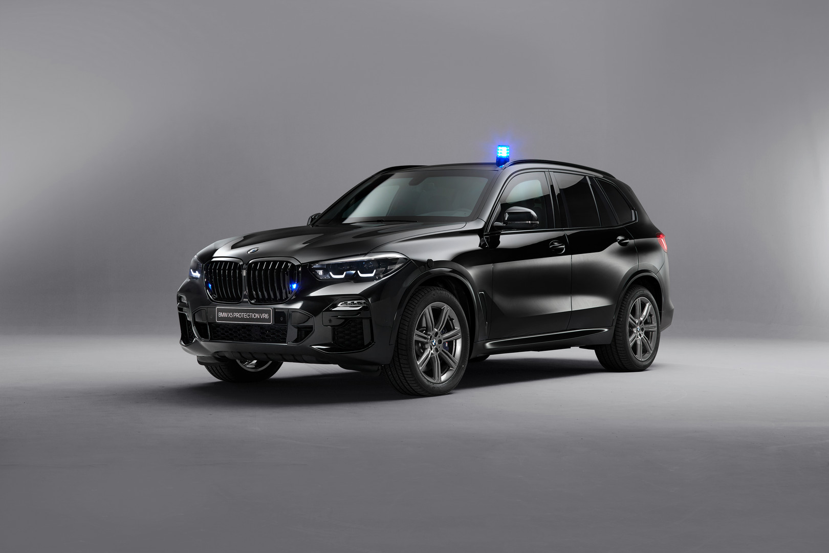 BMW представил дополнение к линейке BMW X5.