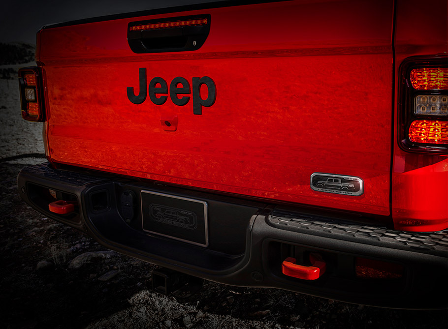 Совершенно новый автомобиль 2020 Jeep Gladiator, самый мощный в сегменте грузовых автомобилей марки, был назван «Лучшим внедорожником 2019 года» Sobre Ruedas, ведущим испаноязычным автомобильным радио шоу в США.