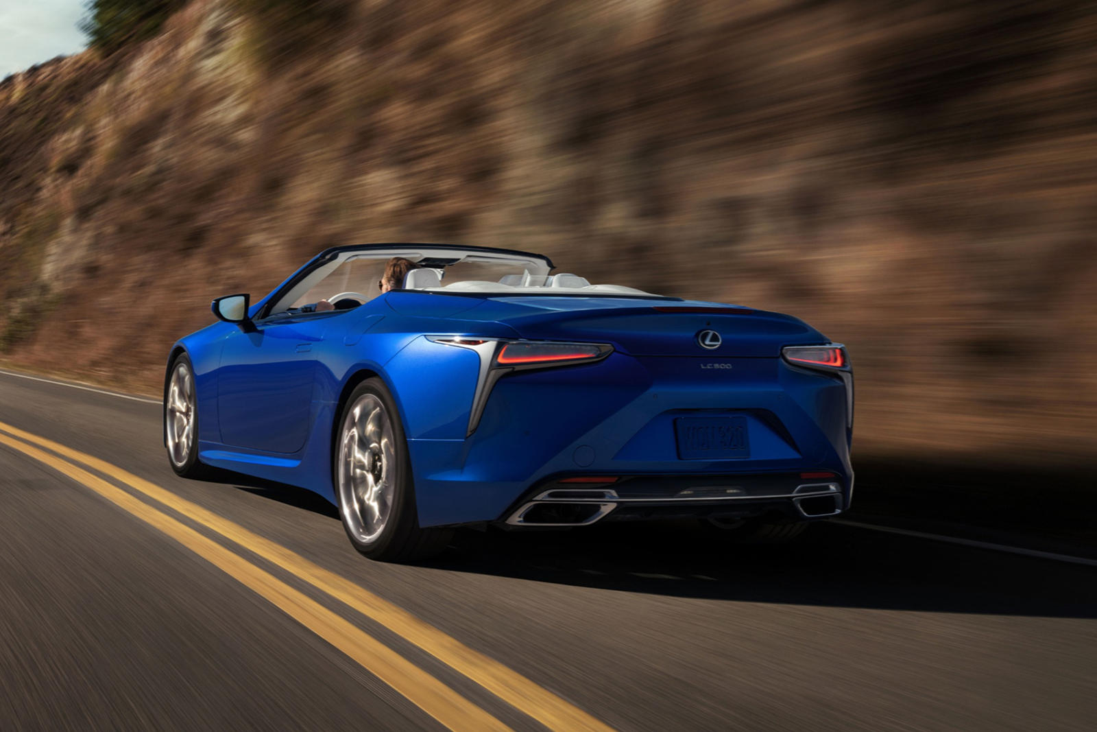 2021 Lexus LC 500 получил несколько важных обновлений