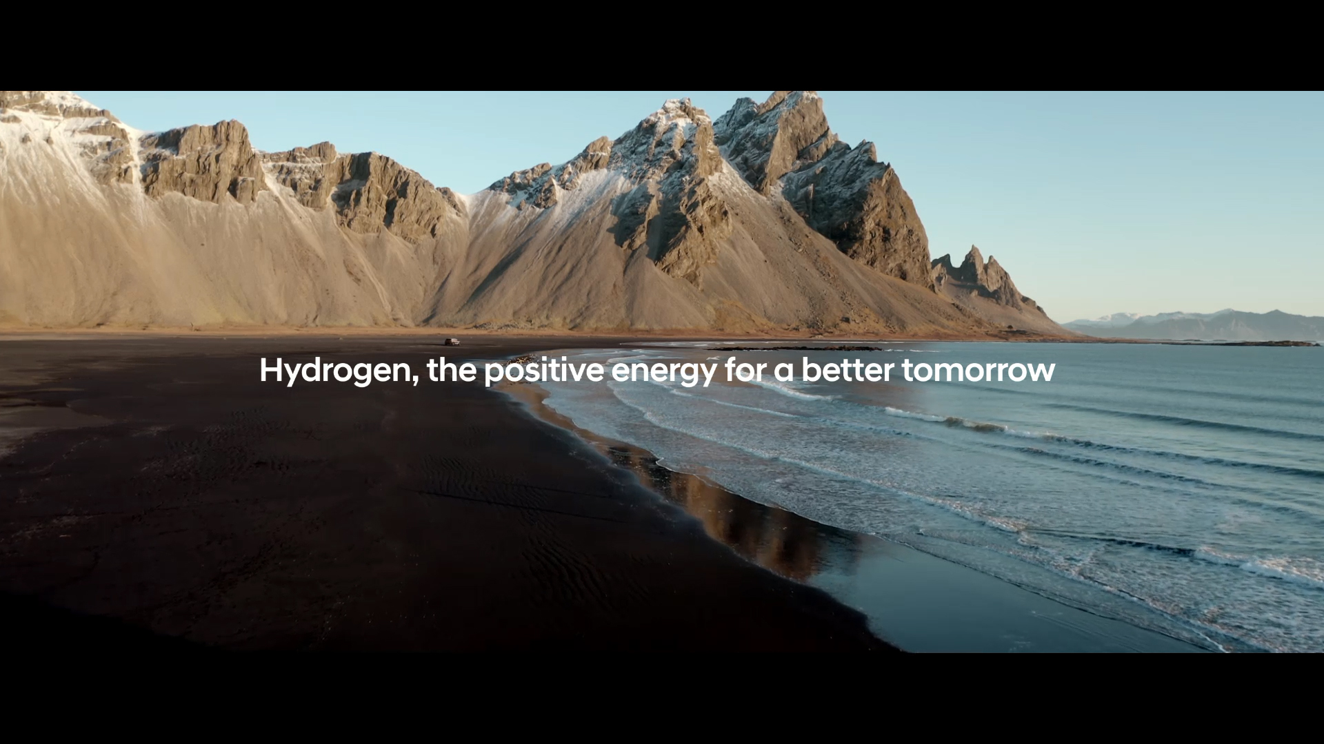 Фильм подтверждает постоянную приверженность Hyundai к устойчивому будущему, одновременно напоминая о том, как сохранить нашу планету чистой и не принимать как должное все дары природы.