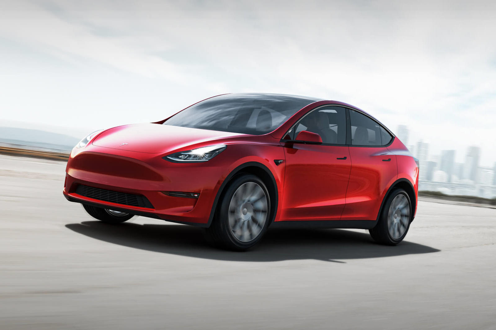Прямо сейчас Tesla Model Y доступен в двух вариантах: Long Range и Performance. Цены на него начинаются с 51 190 долларов, Long Range Model Y в настоящее время является наиболее доступным вариантом, но Илон Маск пообещал, что в будущем будет доступен