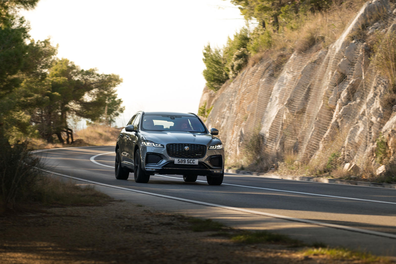 Впервые в 2020 году Jaguar Land Rover показал прибыль, несмотря на глобальную пандемию.