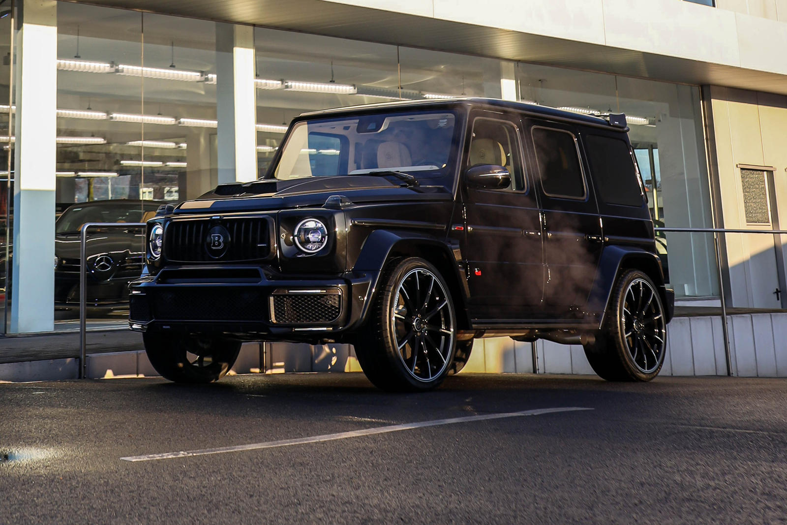 Выпущен первый Brabus G V12 900