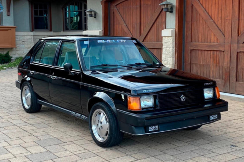 Шелби согласился, и одним из его творений стал Dodge Shelby Omni GLHS 1986 года. Этот горячий хэтчбек представлял собой модифицированную версию Omni GLH, также модифицированного Shelby, что расшифровывалось как «Goes Like Hell». GLHS, что очень умест