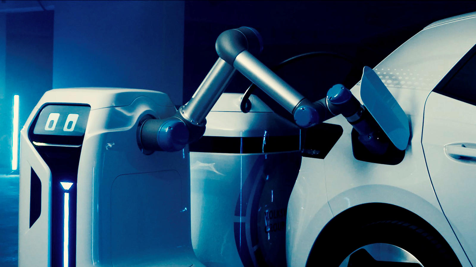 Электромобили продолжают совершенствоваться благодаря более низким ценам, большему запасу хода и более короткому времени зарядки, но автопроизводители все еще должны улучшить процесс зарядки, чтобы убедить людей покупать электро-кары. Volkswagen Grou