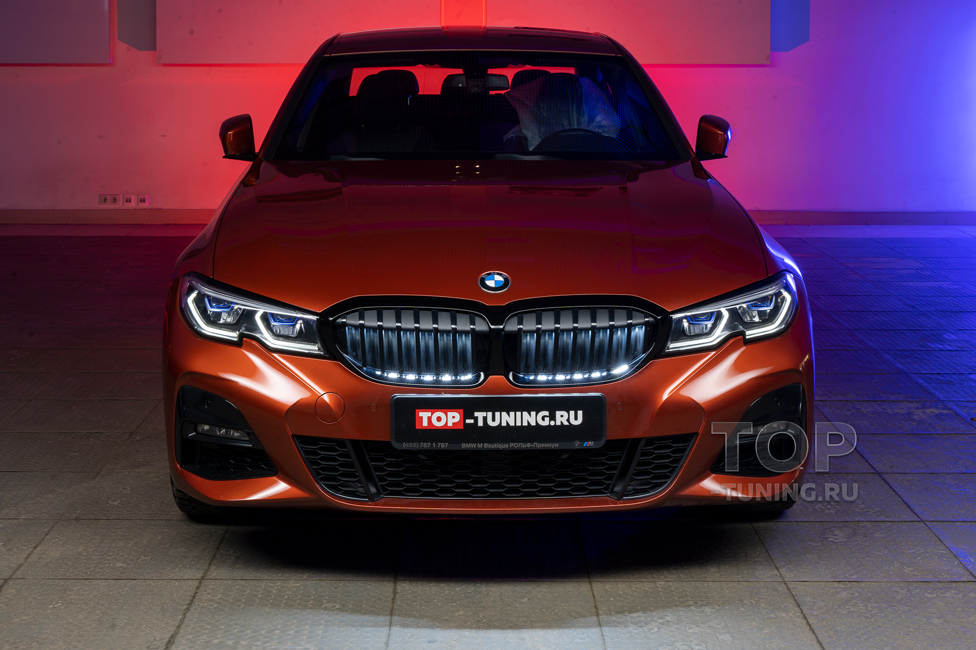 Установка черной решетки с динамической подсветкой Iconic Glow в BMW 3 G20/G21 