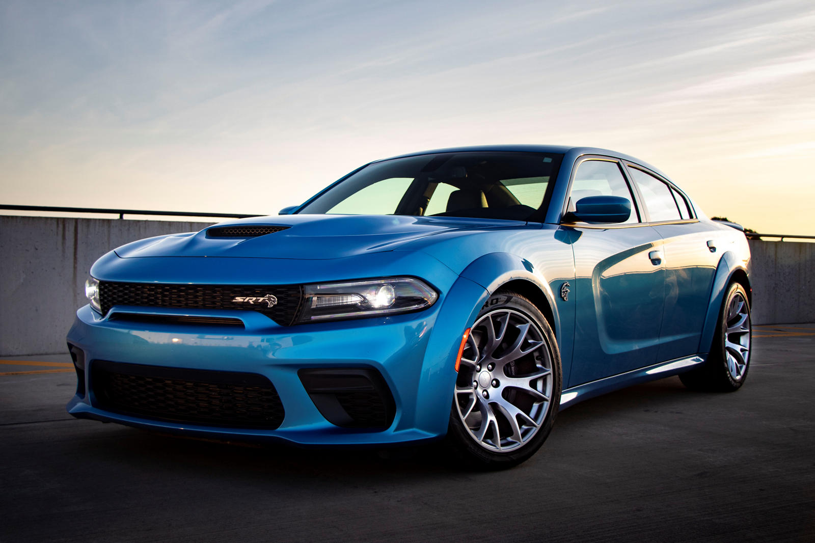 Модельный ряд 2021 Dodge Charger получил новый безумный цвет