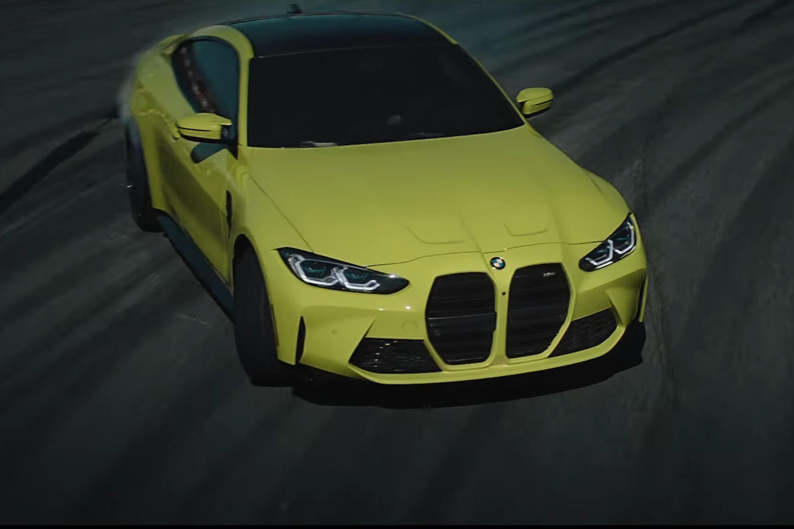 Вот как следует водить 2021 BMW M4 Coupe