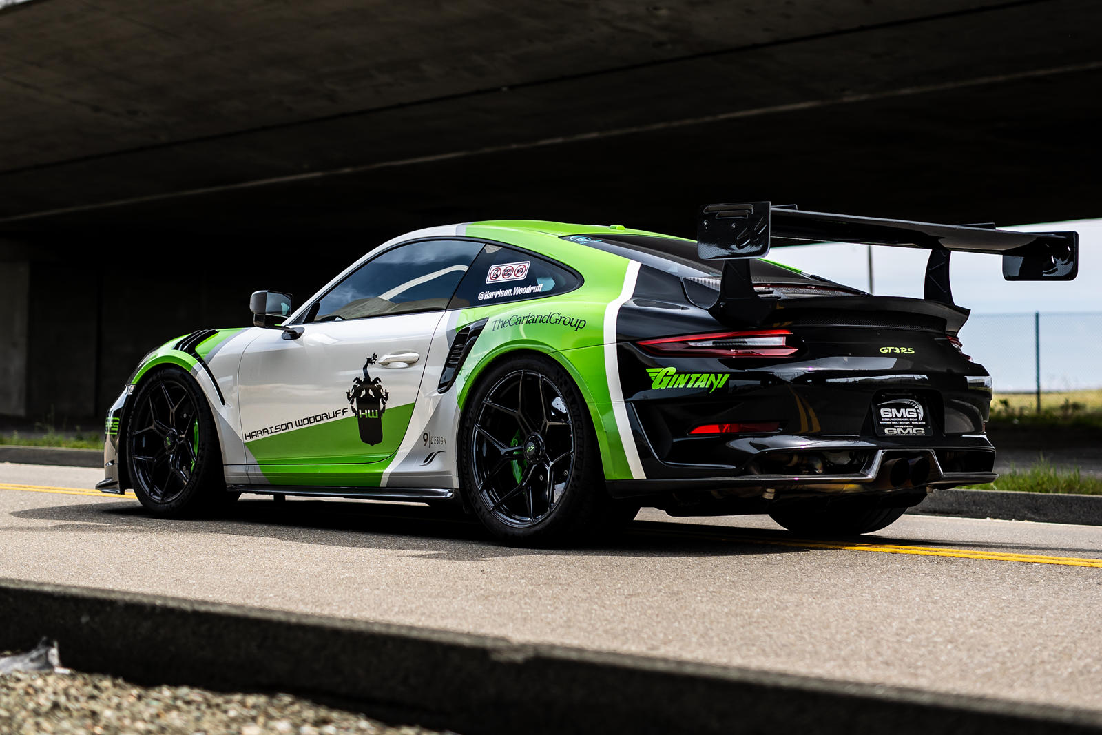 1016 Industries превращает Porsche 911 GT3 RS в раллийный автомобиль