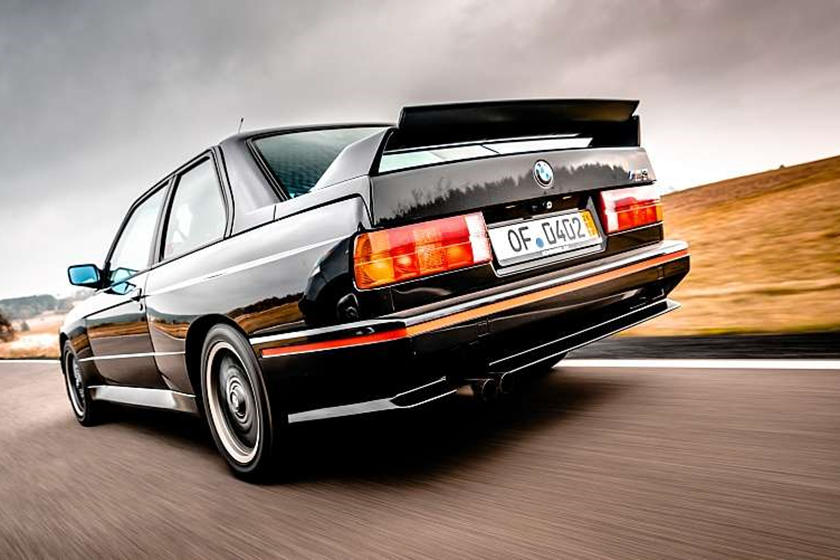 Мы заметили, что BMW тестирует более хардкорную версию M4, и четырехдверный M3, вероятно, также получит специальную версию, ориентированную на трек. Подразделение BMW M уже намекало на планы представить особый автомобиль к его 50-летию в 2022 году, в
