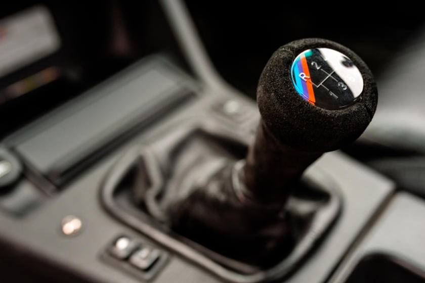 Недавняя презентация 2022 BMW M3 Sedan и M4 Coupe с опциональным полным приводом xDrive является серьезным изменением для этих автомобилей с задним приводом. Добавление полного привода поможет BMW продавать свои самые спортивные модели 3-й и 4-й сери
