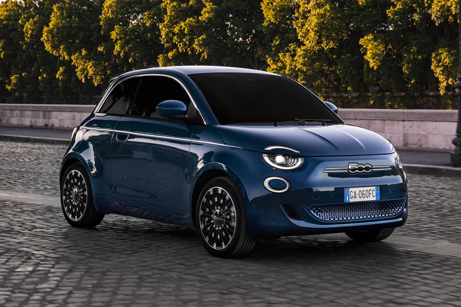 Система eDrive Fiat 500 означает большие дела для будущего