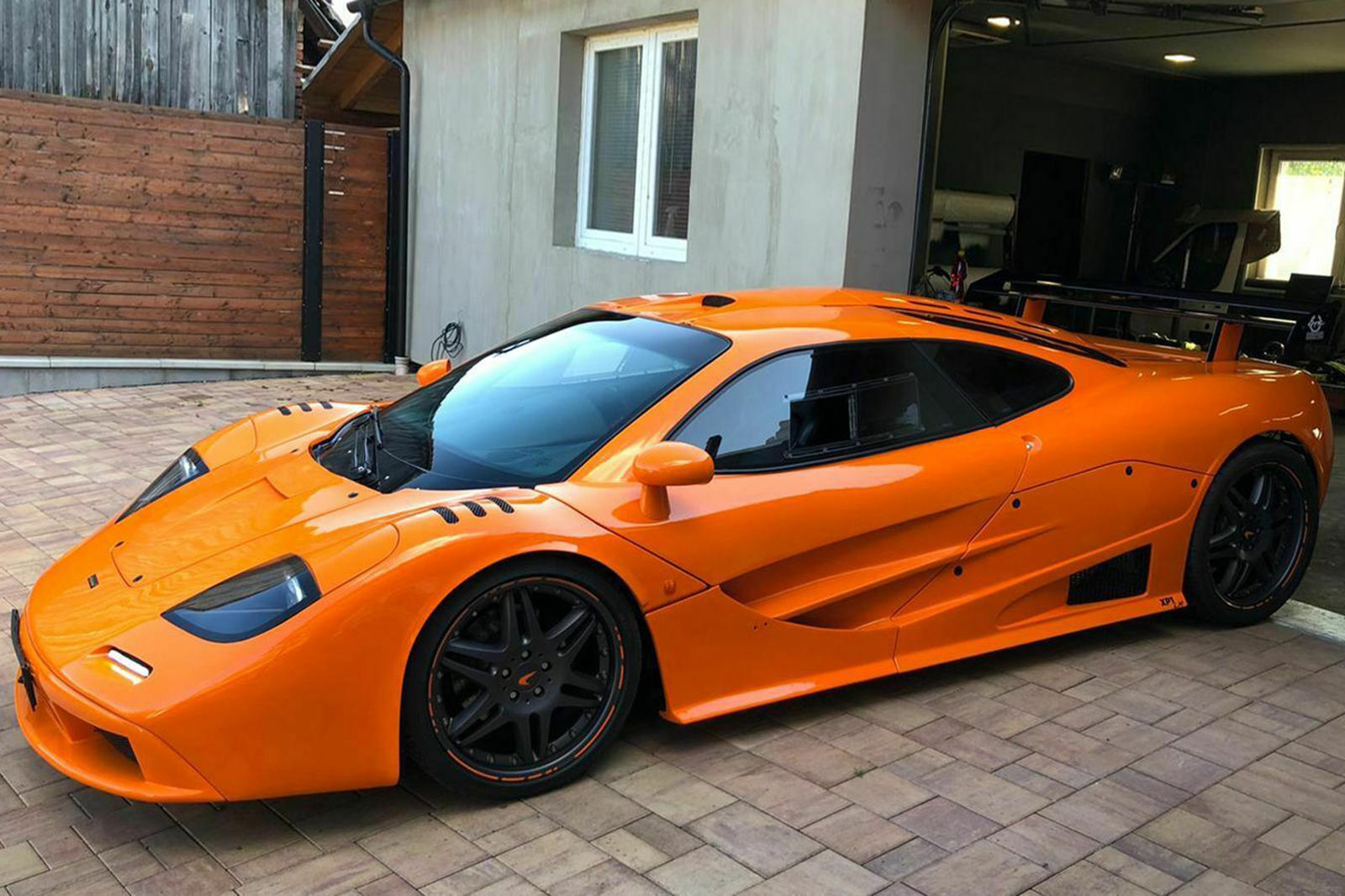 Этот McLaren F1 на самом деле Porsche