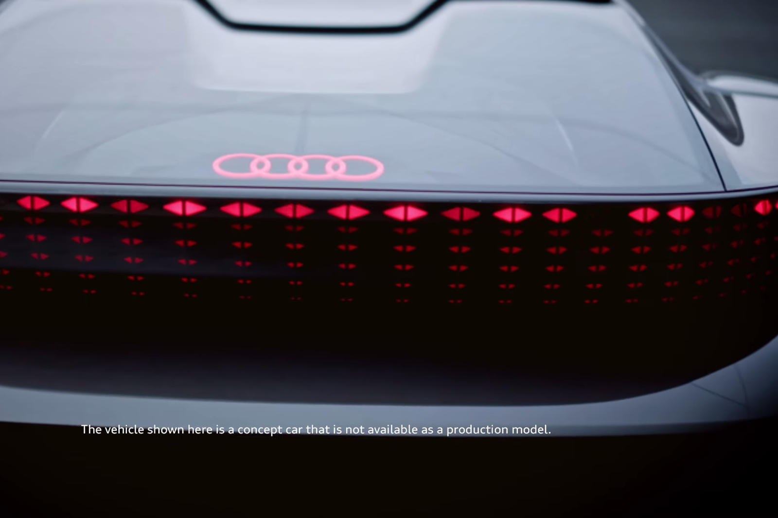 Чтобы продемонстрировать грядущую концепцию, старший вице-президент Audi Хенрик Вендерс и глава отдела дизайна Марк Лихте сняли короткое видео, в котором рассказали о своих дизайнерских вдохновениях. Видео отличается красивой кинематографией и потряс