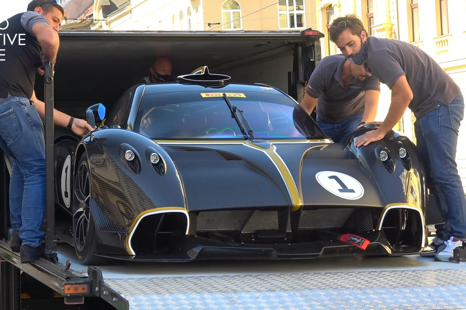 Pagani Huayra R невероятно громкий