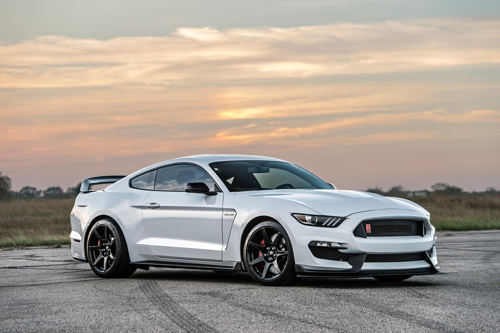 Hennessey настроил Mustang Shelby