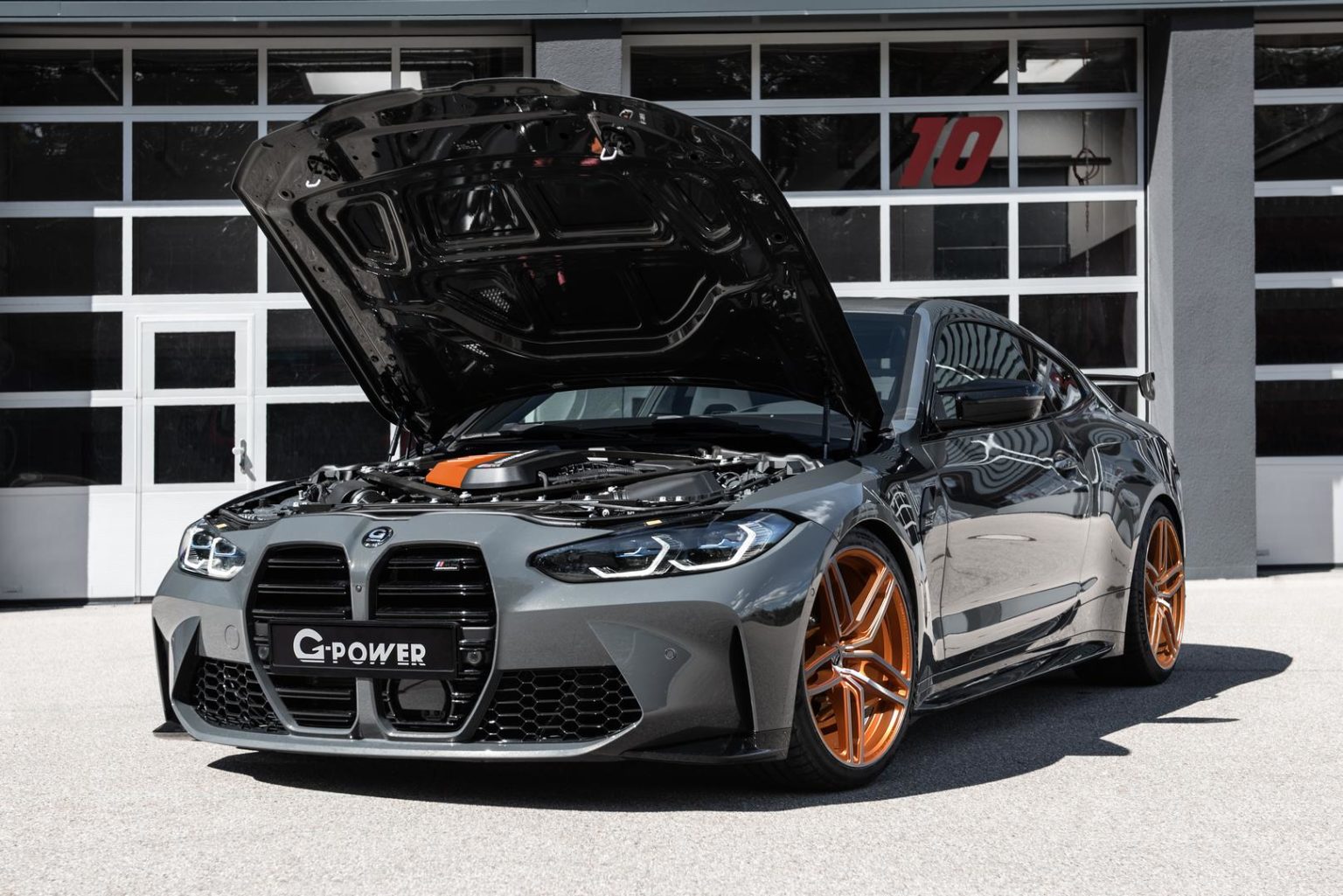 G-Power, бренд, известный последние 40 лет обновлением моделей BMW M, теперь будет предлагать свои программы повышения производительности для новых BMW M4 и BMW M3.