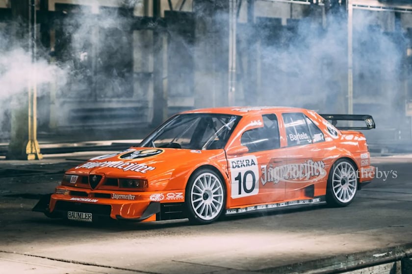 Автомобиль подготовлен к соревнованиям DTM Revival и Youngtimer, и, как ожидается, будет продаваться по цене около 59 млн рублей. История автоспорта Alfa Romeo долгая и гордая, но ее подвиги 80-х и 90-х годов иногда упускаются из виду в связи с класс