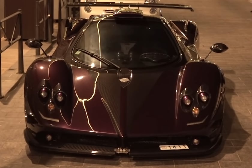 Кто-то заплатил безумную сумму за фиолетовый Pagani Zonda Льюиса Хэмильтона