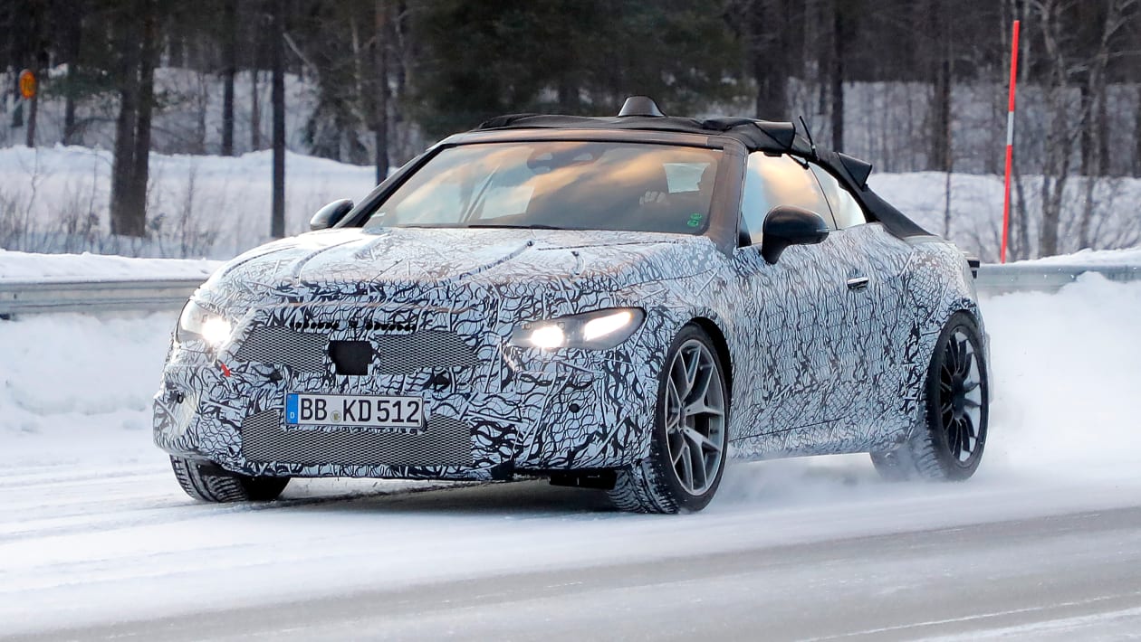 Фотографы-шпионы заметили совершенно новый Mercedes-AMG CLE 63, проходящий зимние испытания в Швеции в преддверии его запуска в 2023 году.