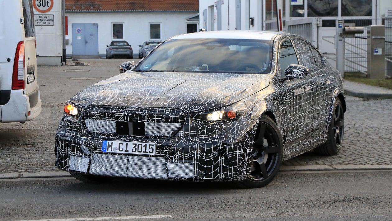 Следующий BMW M5 будет электрифицирован, когда он появится в 2024 году, и его мощность составит почти 750 л.с.
