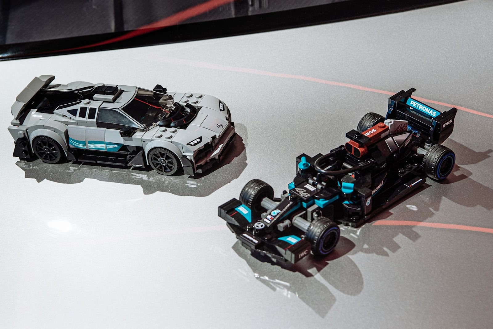 Mercedes теперь есть в коллекции Lego Speed Champions