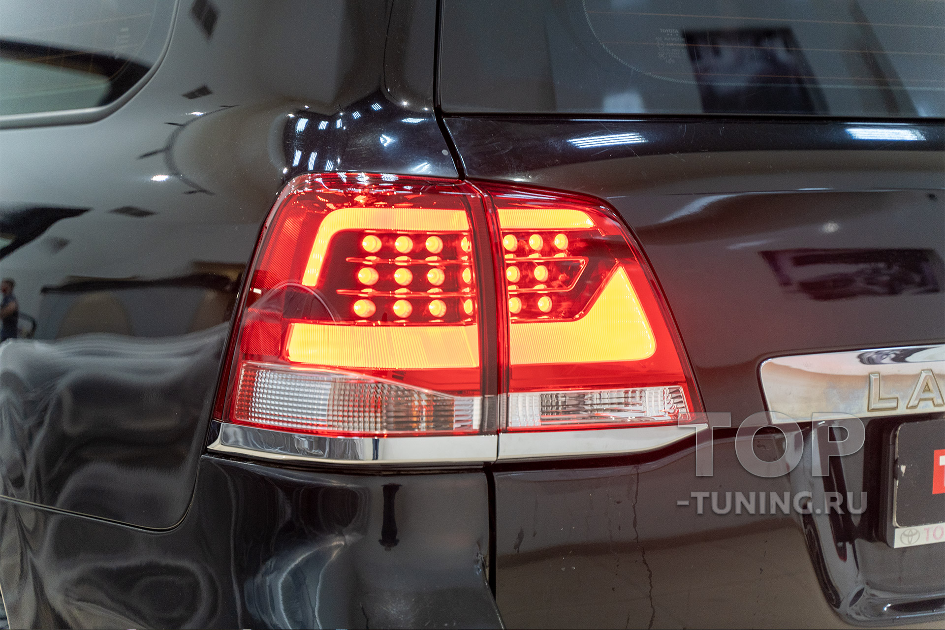 Тюнинг оптики Toyota Land Cruiser 200 – новый дизайн LED
