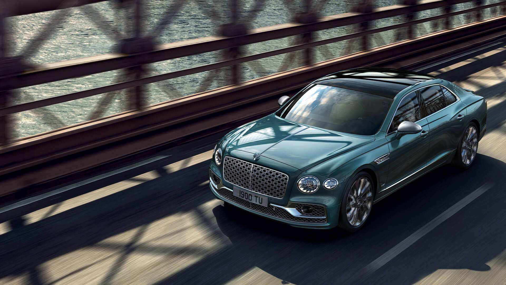 Bentley сообщает о рекордной прибыли и рекордных продажах в 2021 году