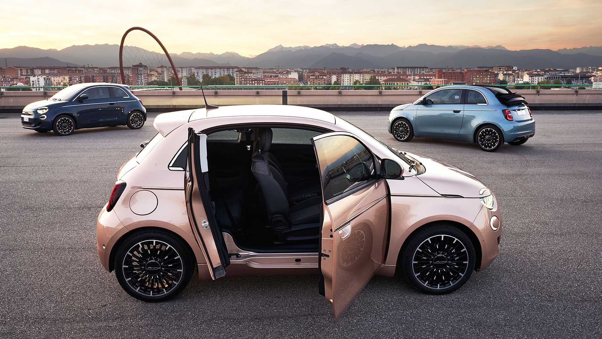 Fiat тестирует беспроводную дорожную зарядку