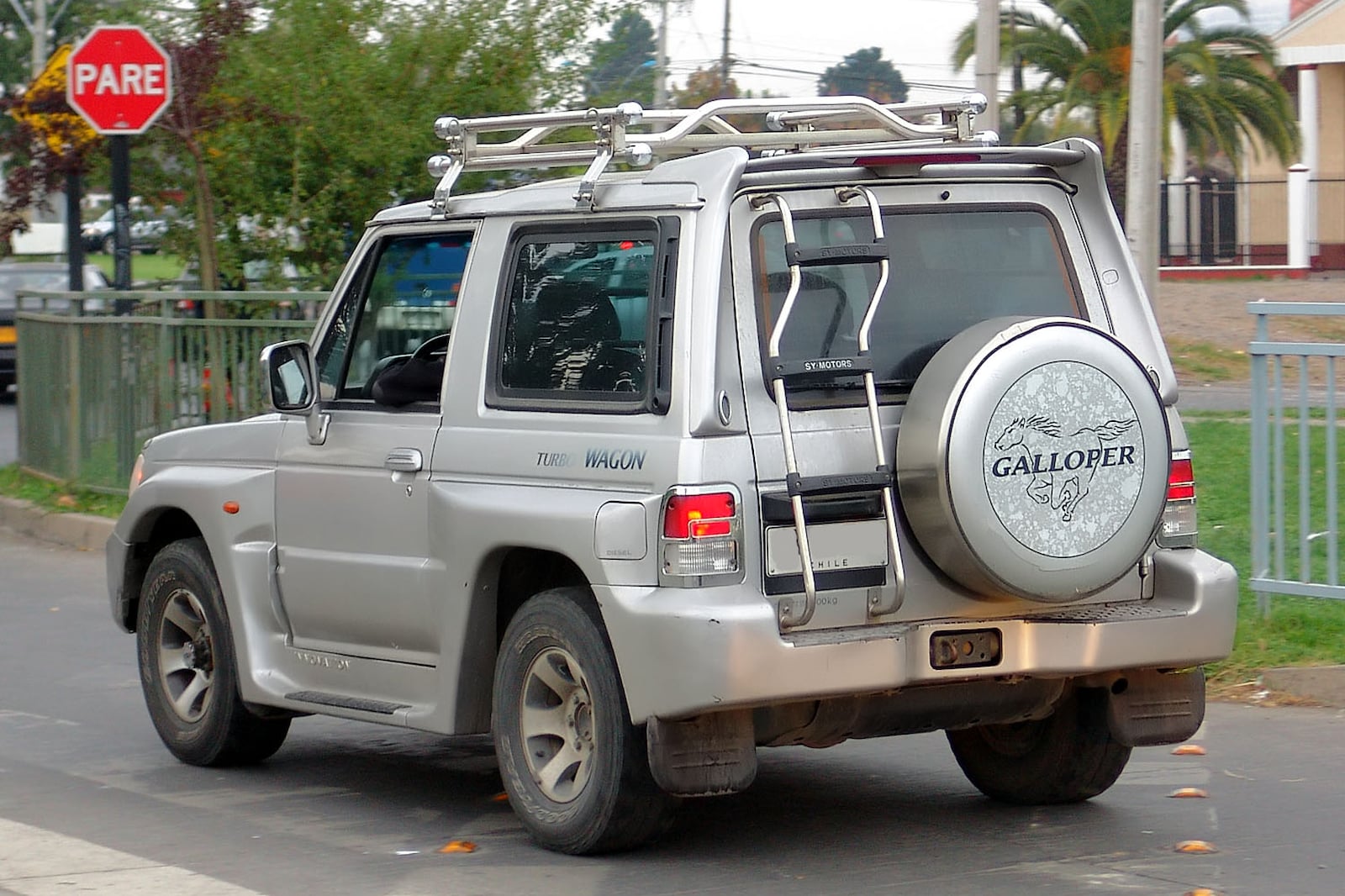 Galloper был самым дорогим Hyundai, который можно было купить в то время, и репутация южнокорейского бренда была далеко не такой звездной в 1997 году, когда дебютировал Galloper.