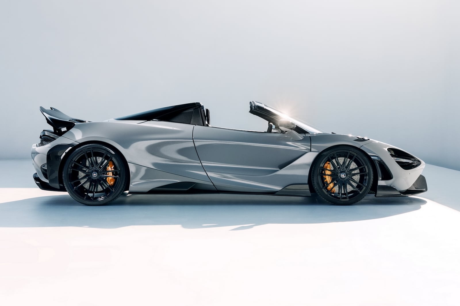 McLaren 765LT Spider получает обновление производительности