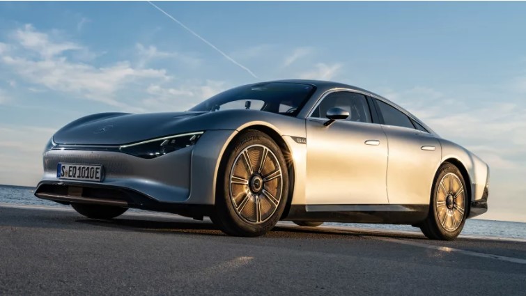 Mercedes готовит новое электрическое четырехдверное купе к 2024 году