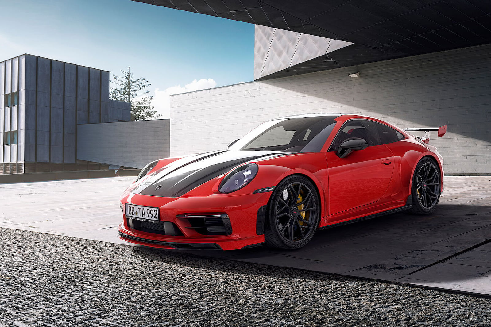 Porsche 911 Turbo, GTS и 911 GT3 получили новые колеса с центральной блокировкой от TechArt