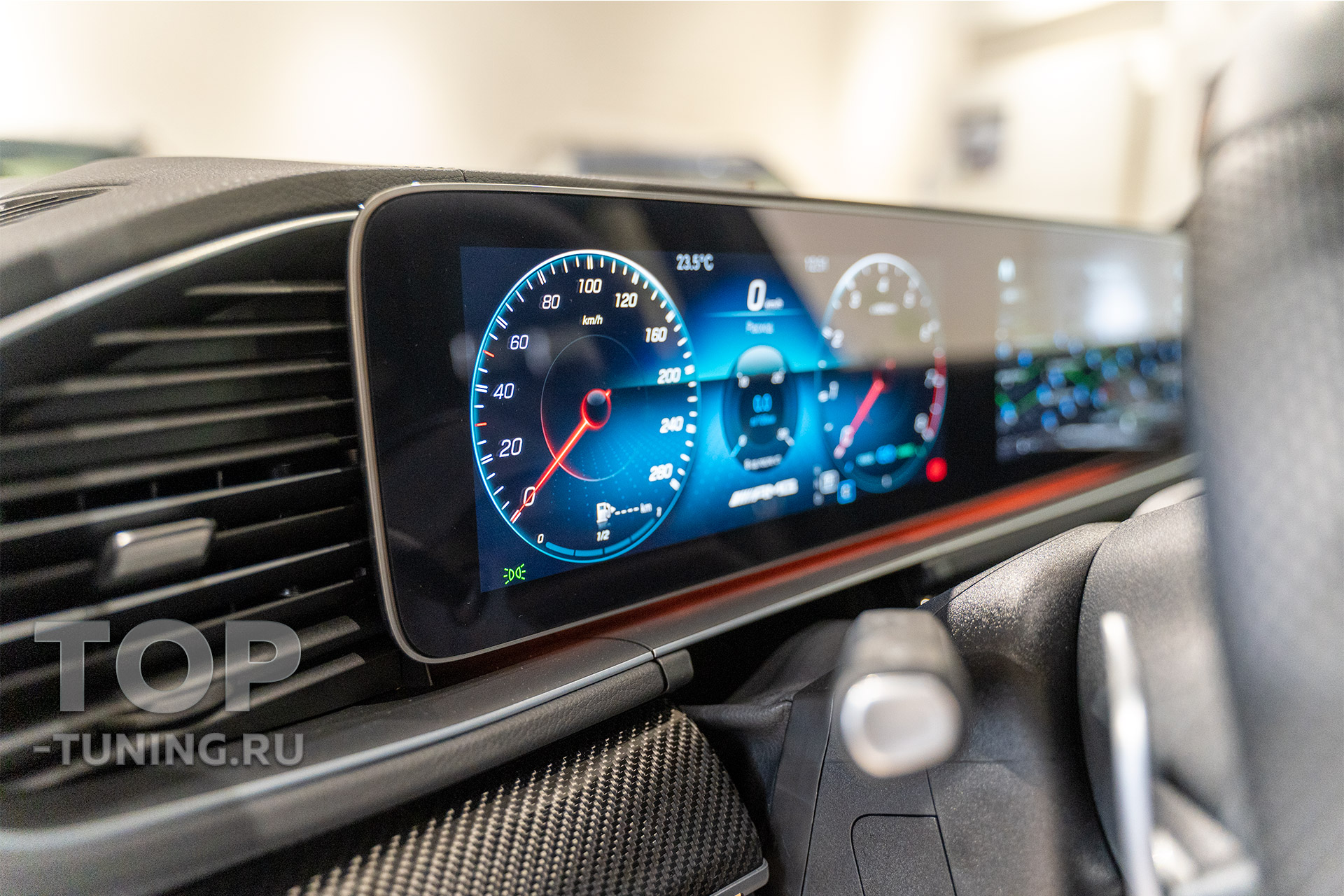 Защита экрана от царапин в Mercedes-Benz GLE Coupe C167