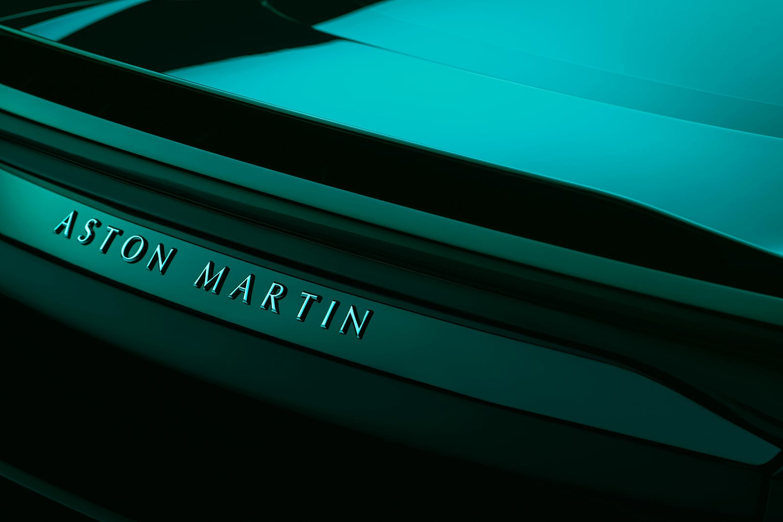 Набор будет сосредоточен на предоставлении постоянной работы с полной занятостью людям, которые в настоящее время работают в Aston Martin по краткосрочным контрактам. Сюда входят сотрудники, которые работали над наращиванием производства DBX707 вплот