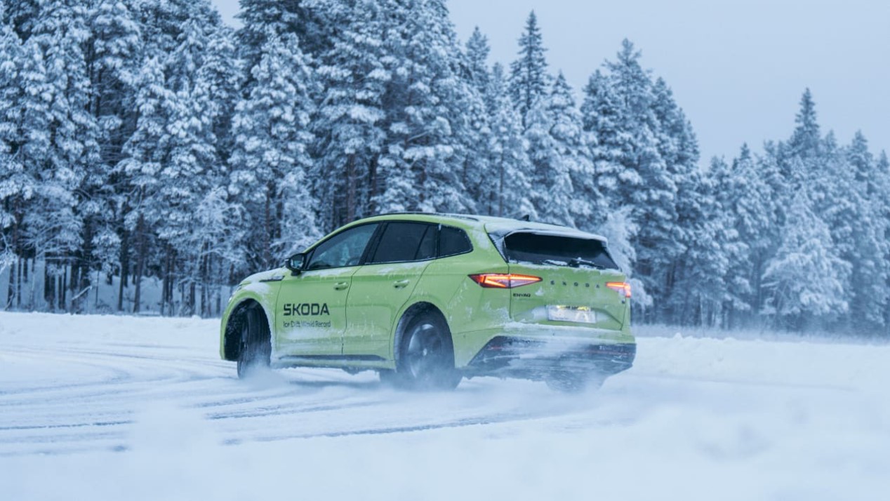 Skoda установила два новых мировых рекорда дрифта для электромобилей