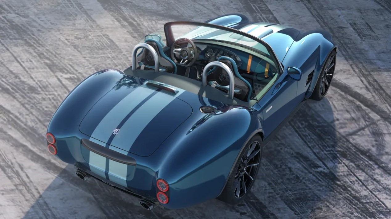 Новый родстер AC Cobra GT - возрожденный ремейк стоимостью 25 млн рублей