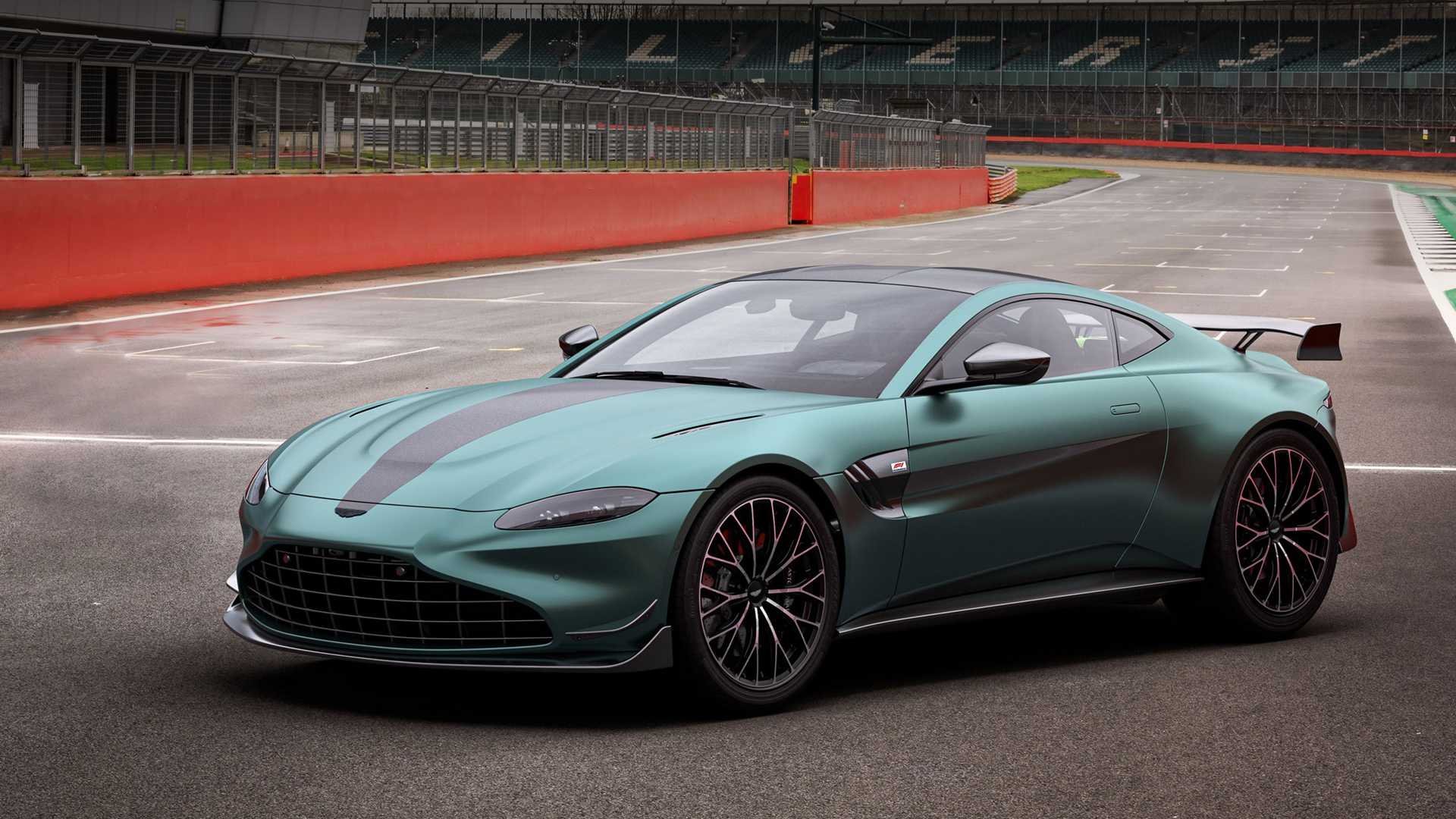 Aston Martin покажет новый рестайлинговый Vantage 12 февраля