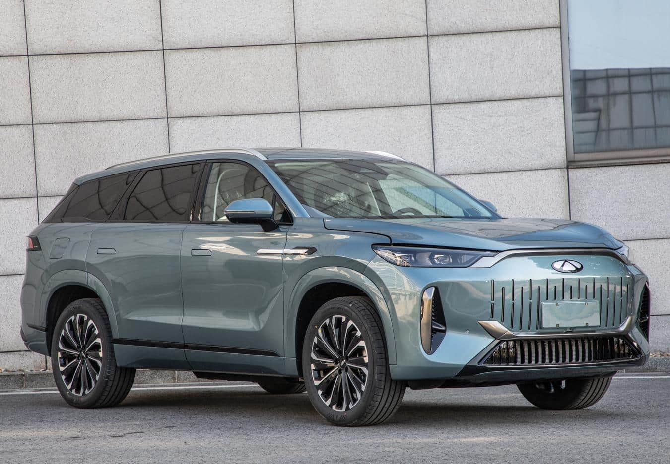 Chery Fulwin T10 PHEV представлен в Китае