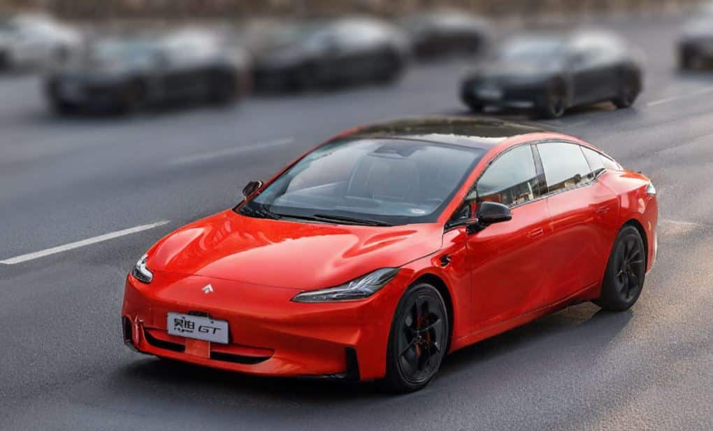 Глобальная модель GAC Aion Hyper GT с запасом хода 710 км дебютировал по цене 2,5 млн рублей