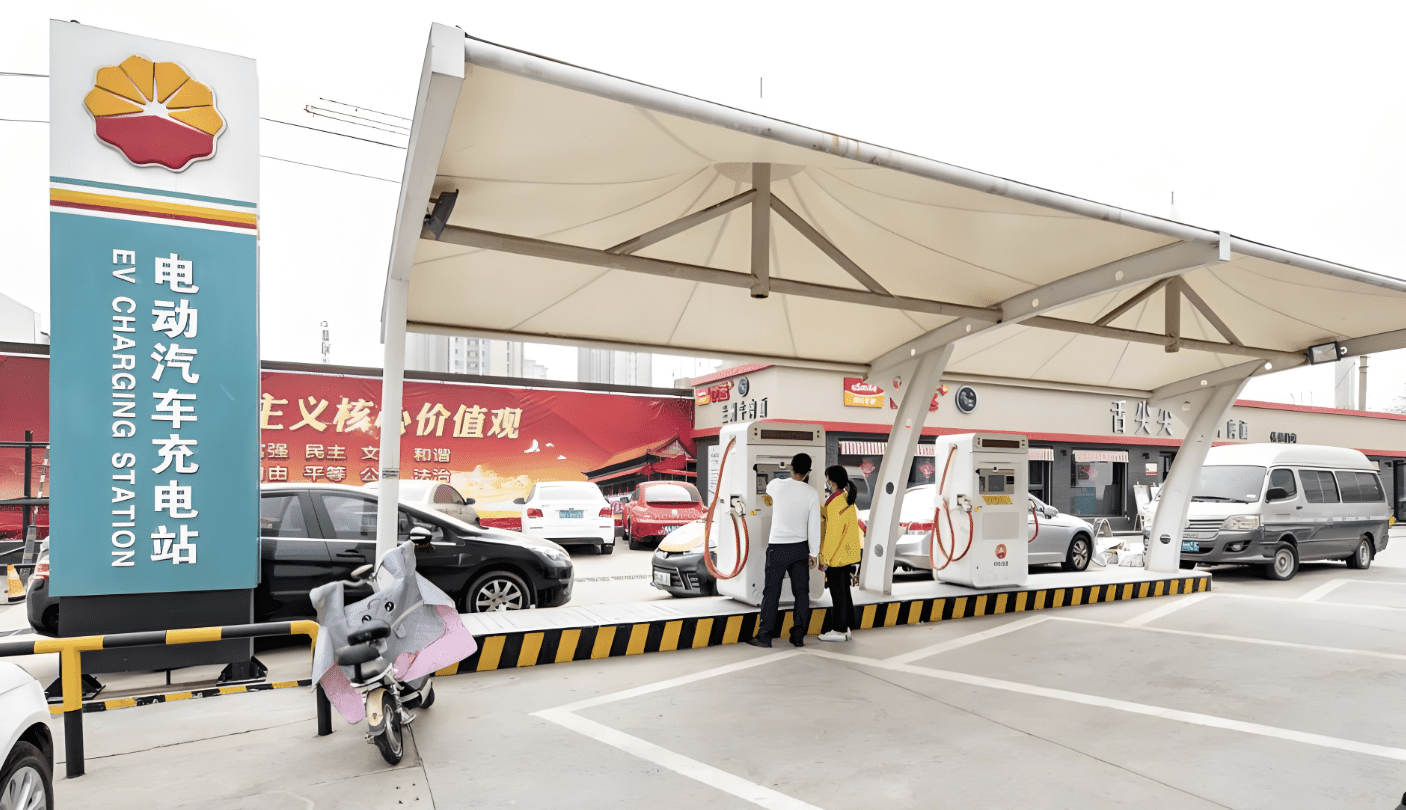 Li Auto заключает сделку с крупнейшей нефтяной компанией Китая по расширению сети зарядных устройств