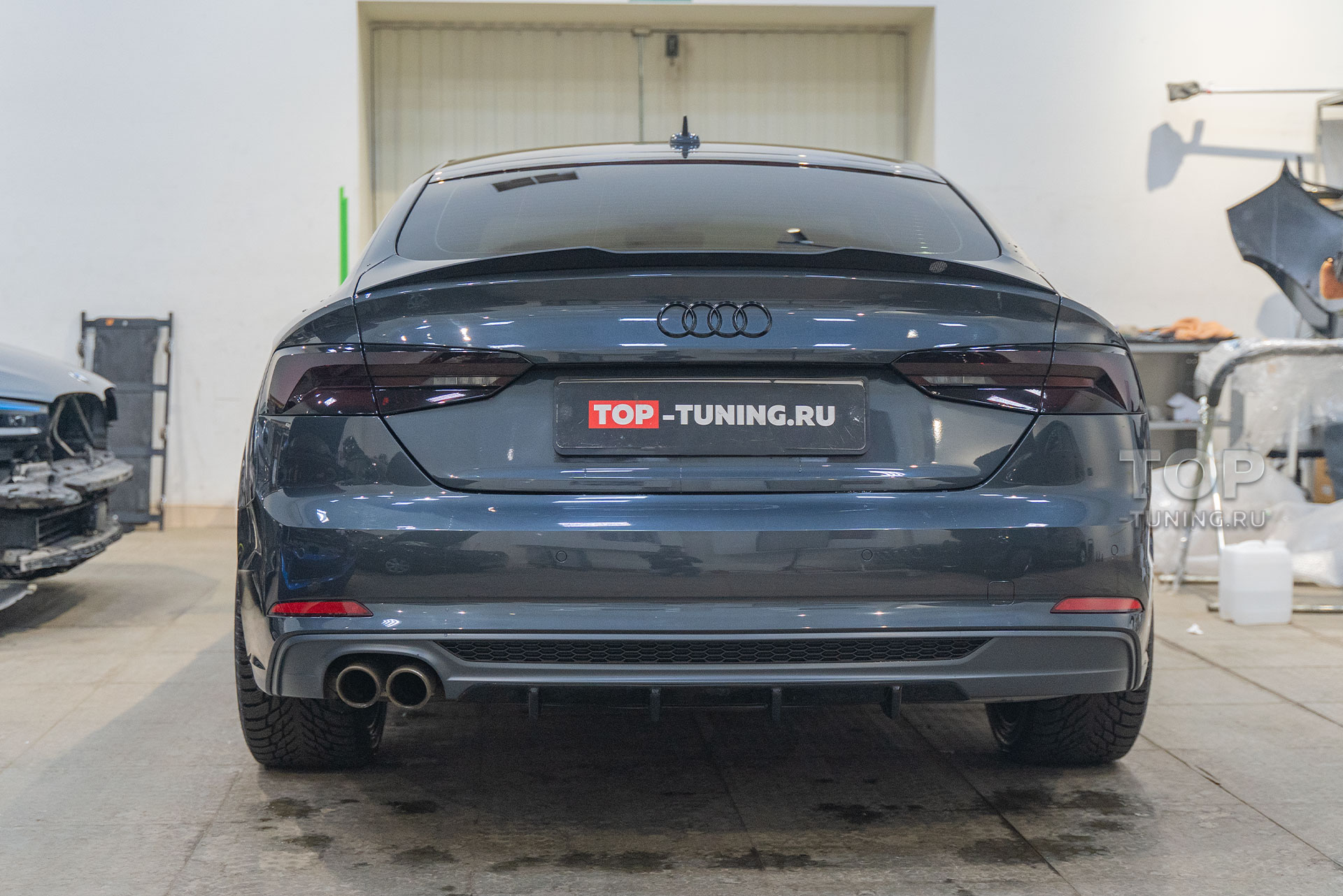 108343 Установка диффузора в задний бампер Audi A5