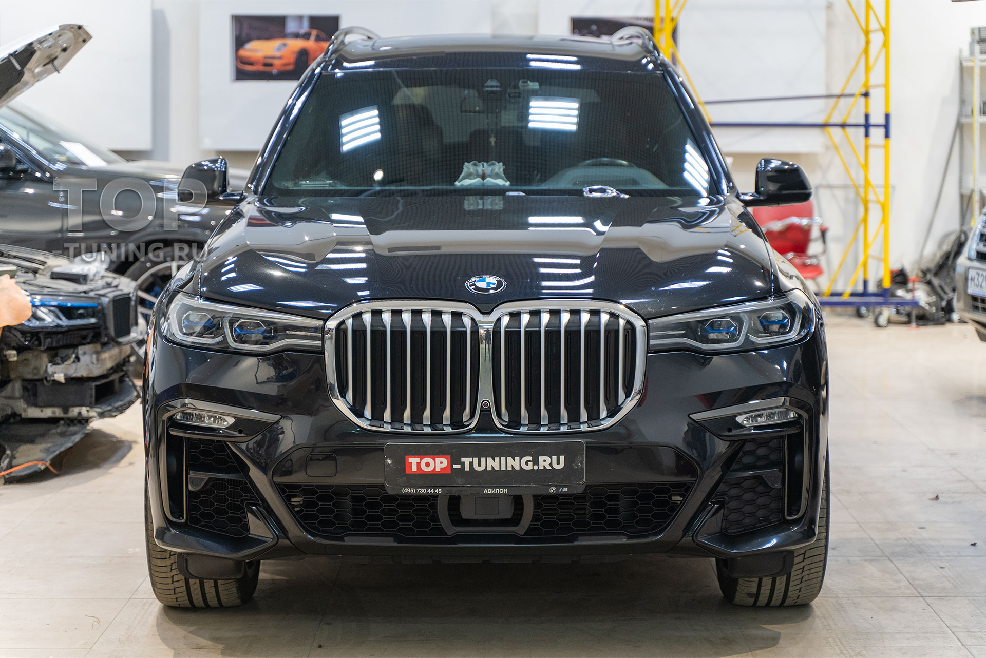 Силовые пороги-ступени и хрусталь в салон BMW X7 G07