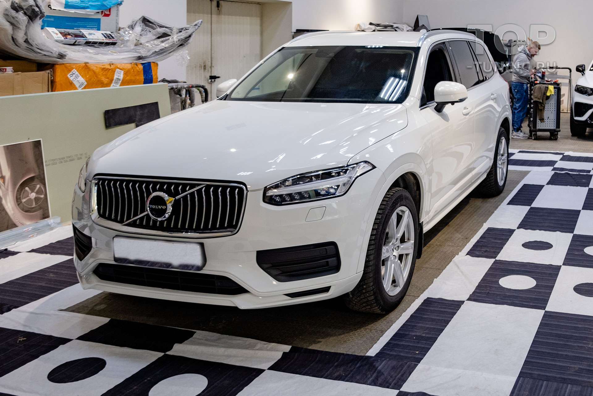 108447 Установка камеры 360 градусов для Volvo XC90 II