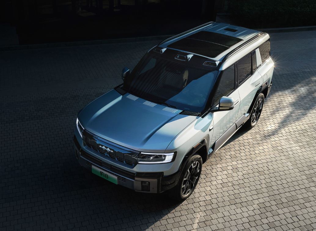 BYD Fang Cheng Bao Bao 8 открыл бронирование по цене от 5,4 млн рублей