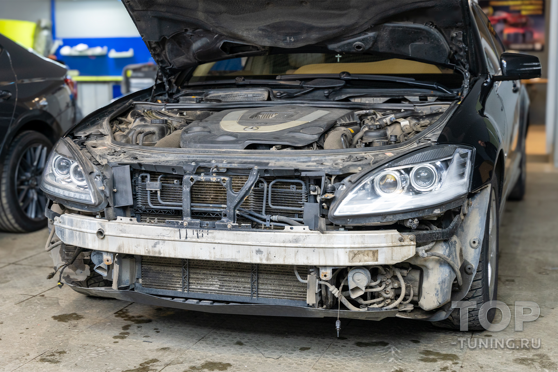 Замена линз Mercedes W221 под ключ в Топ Тюнинг Москва