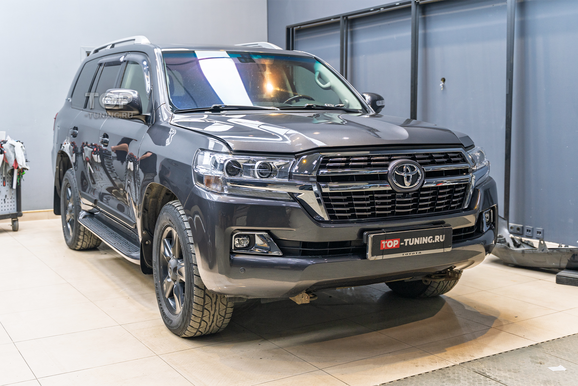 108901 Заказать тюнинг обвес и антихром для Toyota Land Cruiser под ключ в Топ Тюнинг Москва