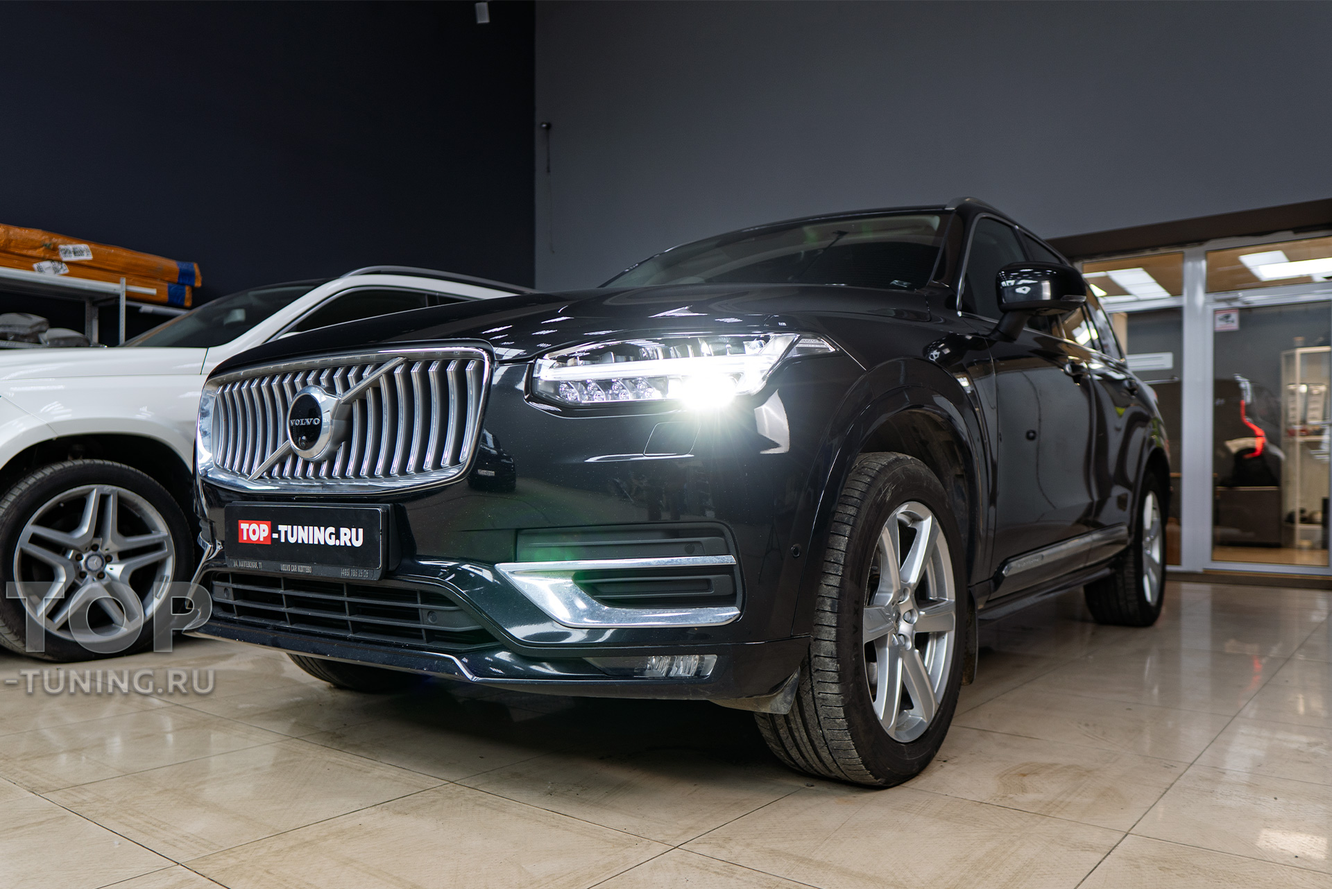 108970 Ремонт фар Volvo XC90 II – восстановление герметичности оптики