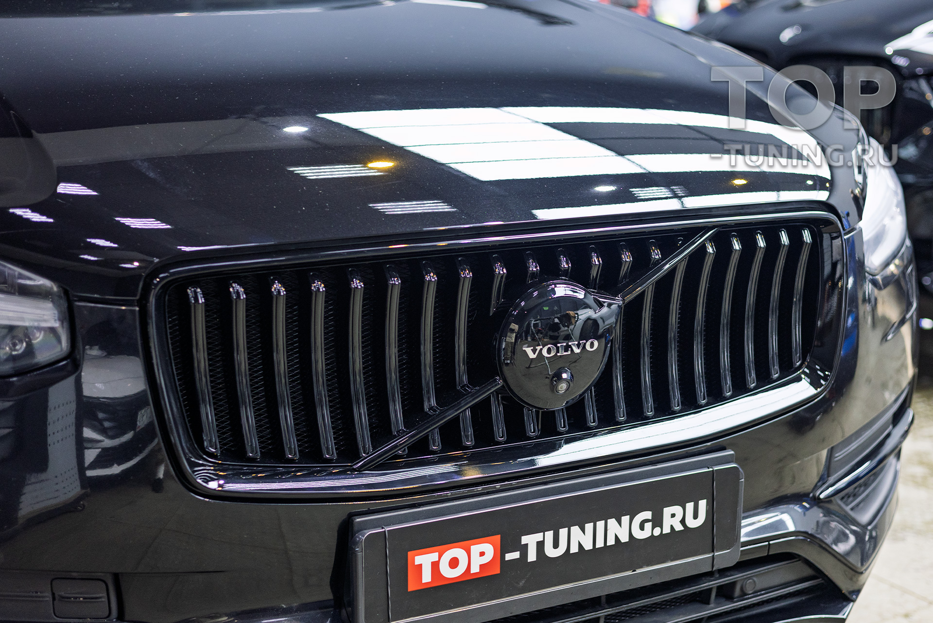 Решетка радиатора и защитная.сетка – установка под ключ для Volvo XC90 2