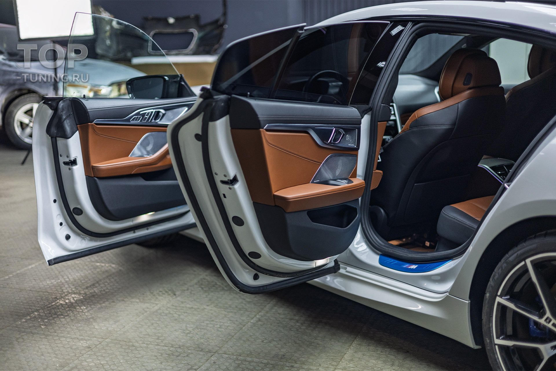 Весь кузов в STEK DYNOshield + антихром для BMW 8 серии II рест в Топ Тюнинг 